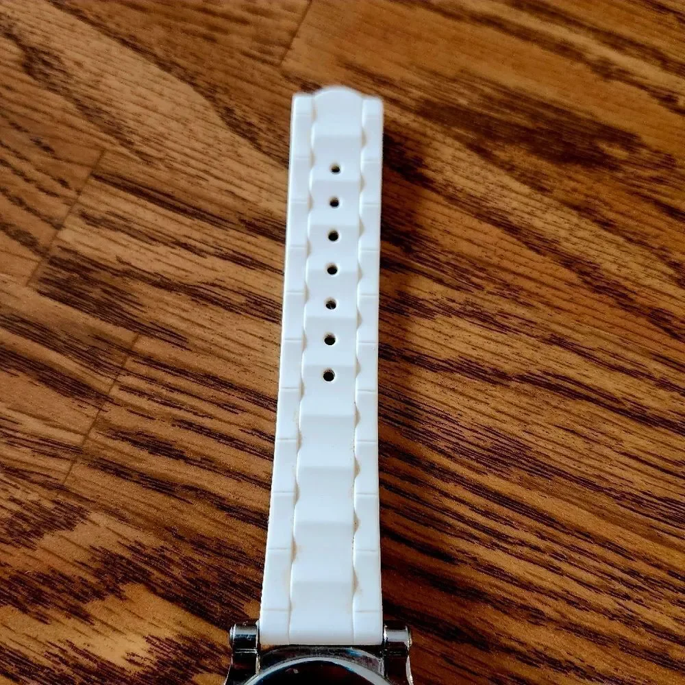 JUICY COUTURE Vintage Crystal Boyfriend Watch